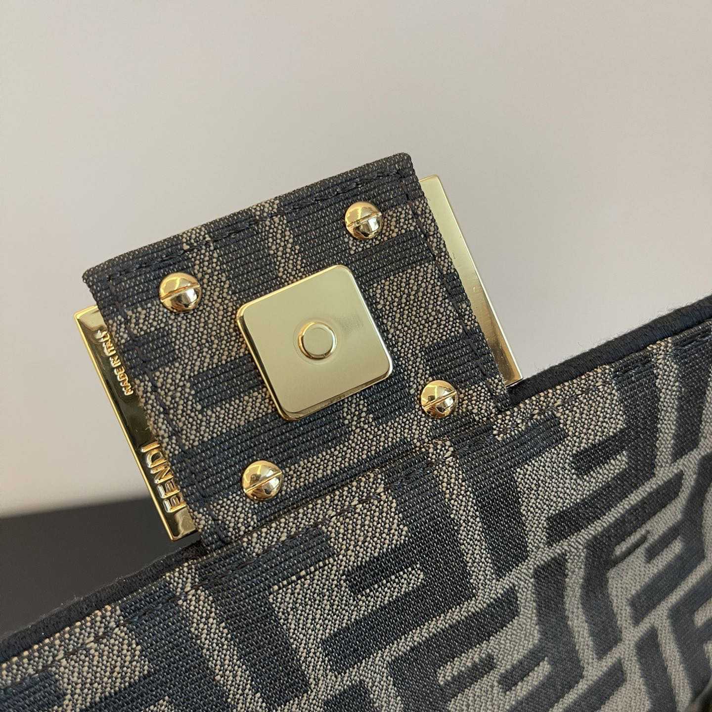 Fendi Baguette Mini-Jacquard-FF-Stofftasche - EUR FASHION