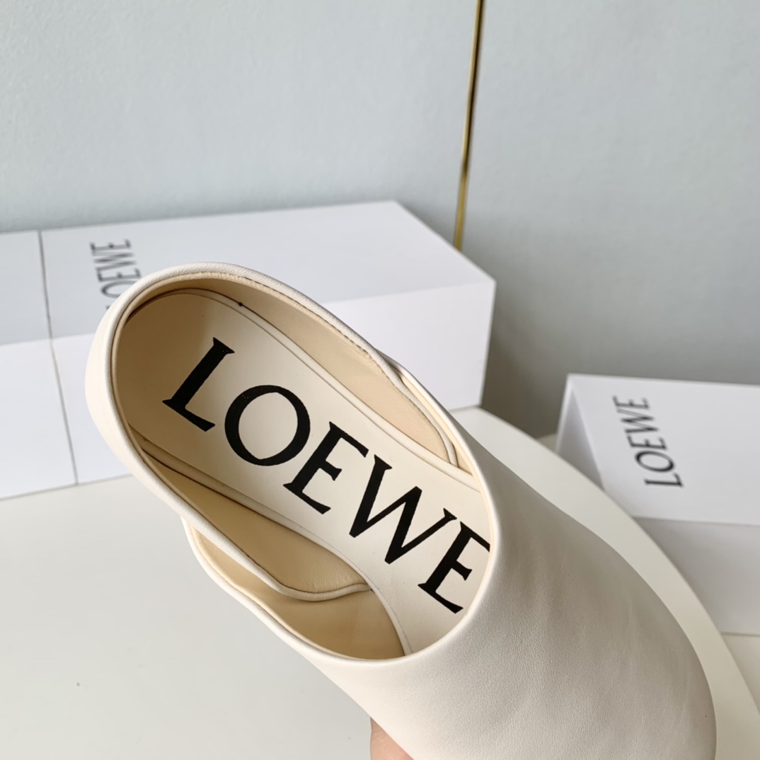 Loewe Toy Slipper aus Ziegenleder - EUR FASHION