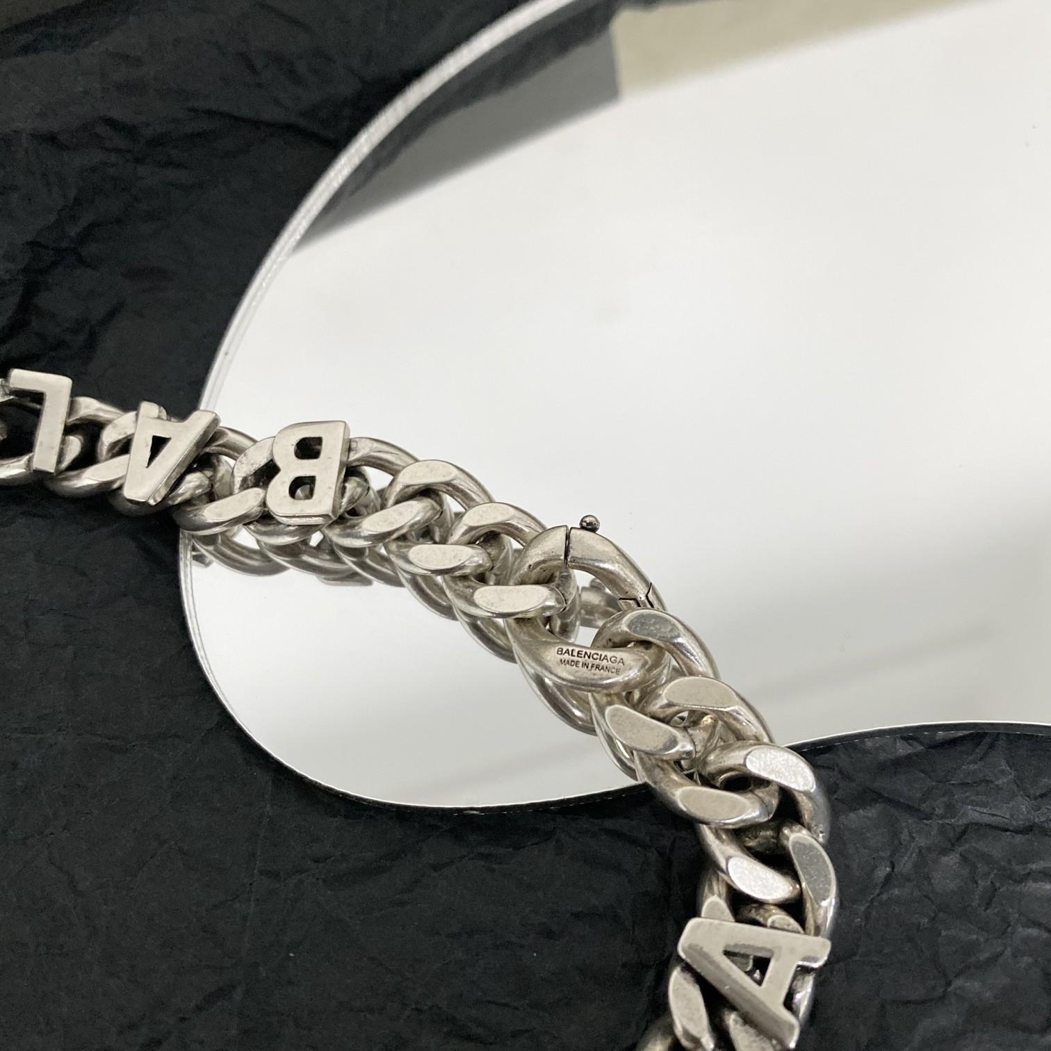 Balenciaga-Halskette - EUR FASHION
