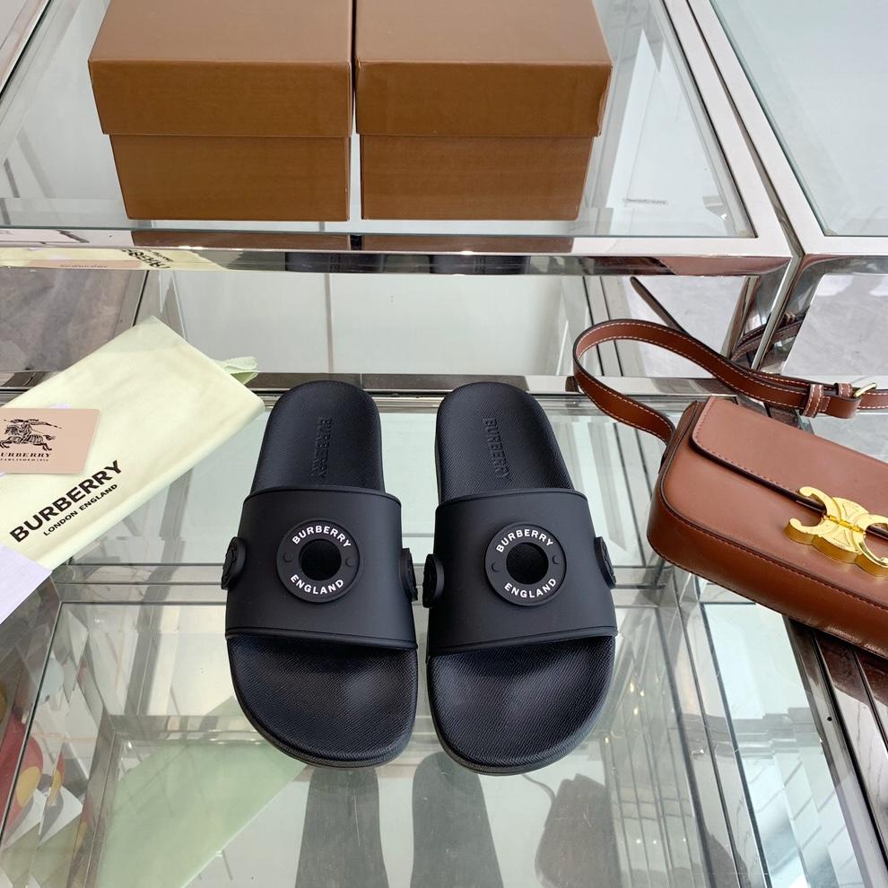 Burberry-Slipper aus Gummi mit Ösen - EUR FASHION