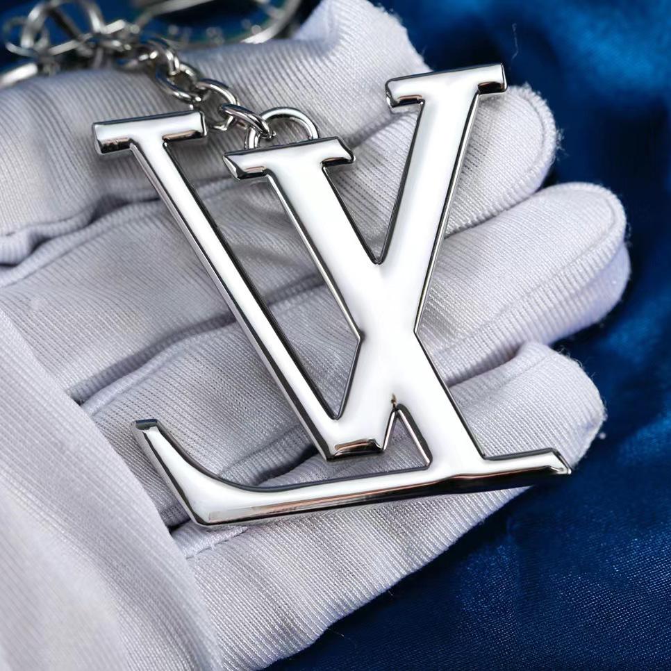 Louis Vuitton LV Initialen Schlüsselanhänger und Taschenanhänger M01192 - EUR FASHION