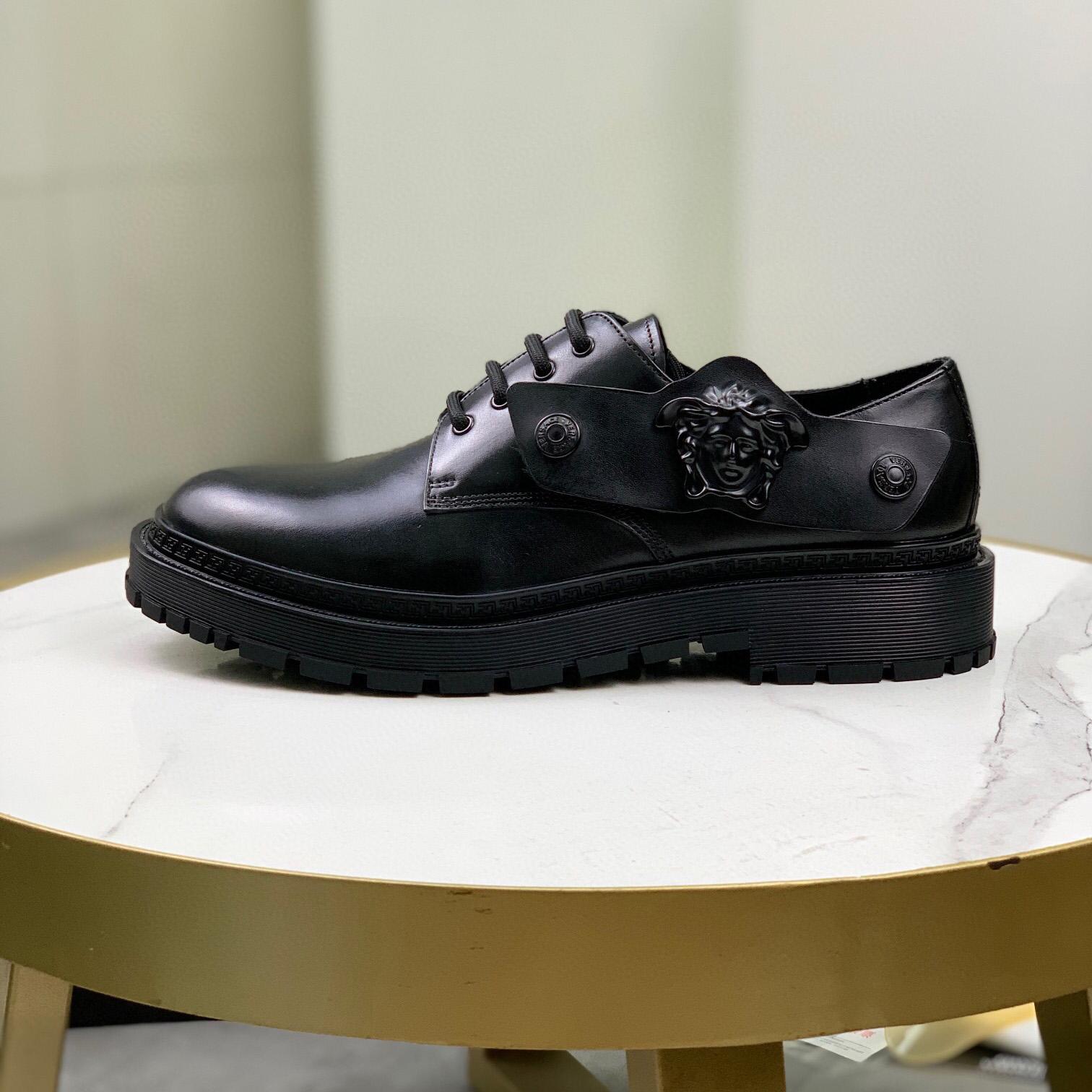 Versace Derby-Schuhe mit Medusa-Kopfmotiv - EUR FASHION
