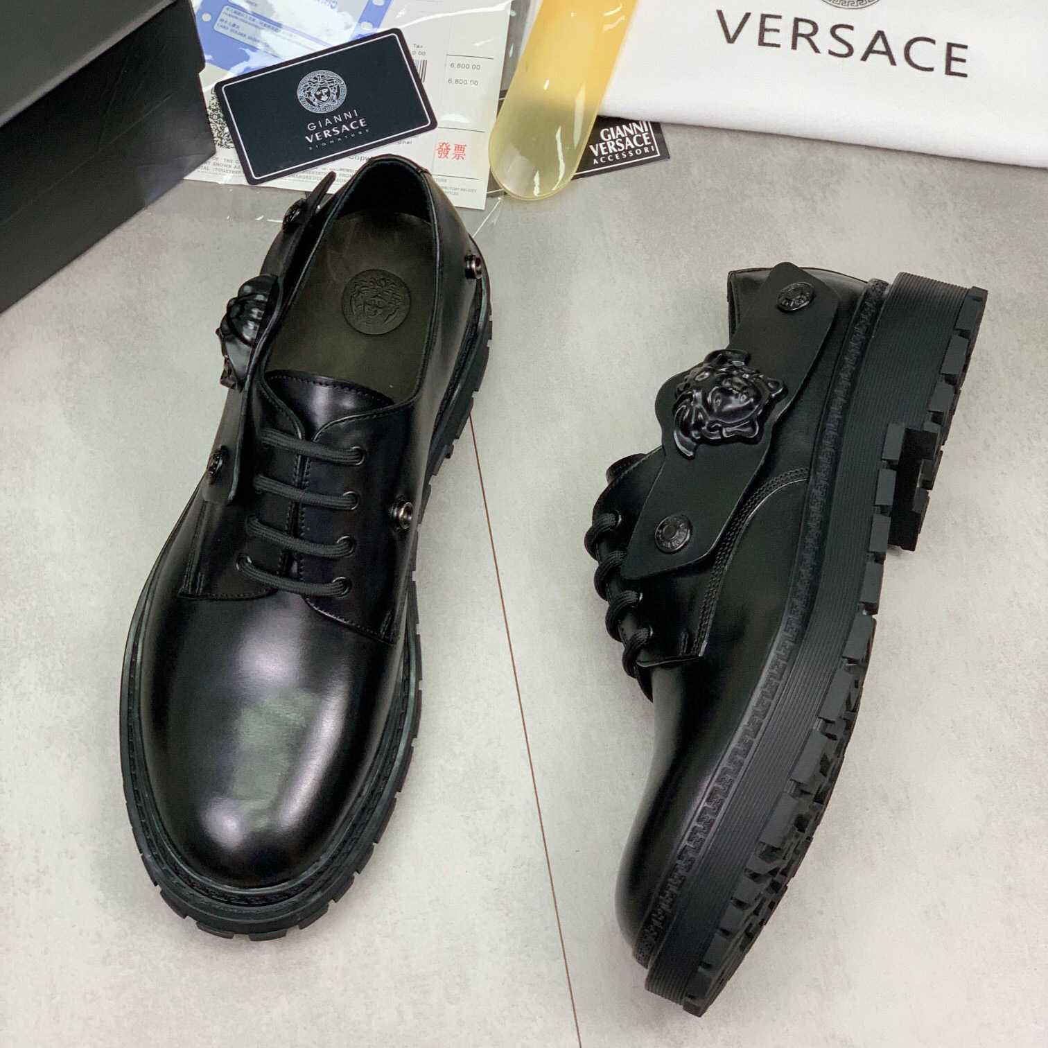 Versace Derby-Schuhe mit Medusa-Kopfmotiv - EUR FASHION