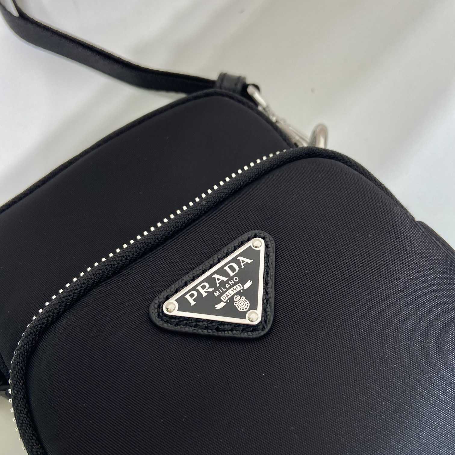 Prada-Ledertasche mit Schultergurt - EUR FASHION