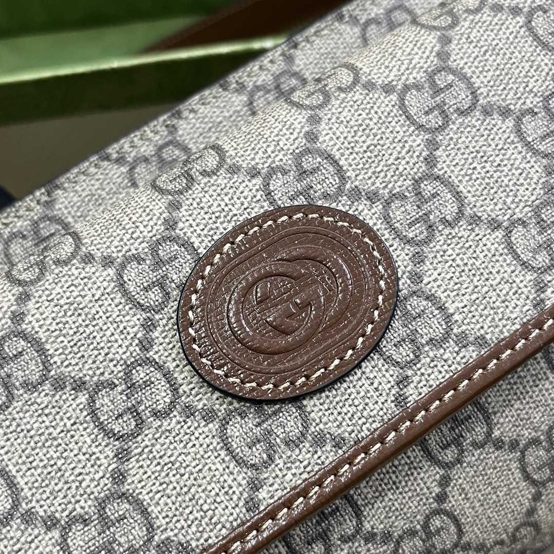 Gucci GG Gürteltasche mit ineinandergreifendem G (18-13-5 cm) - EUR FASHION