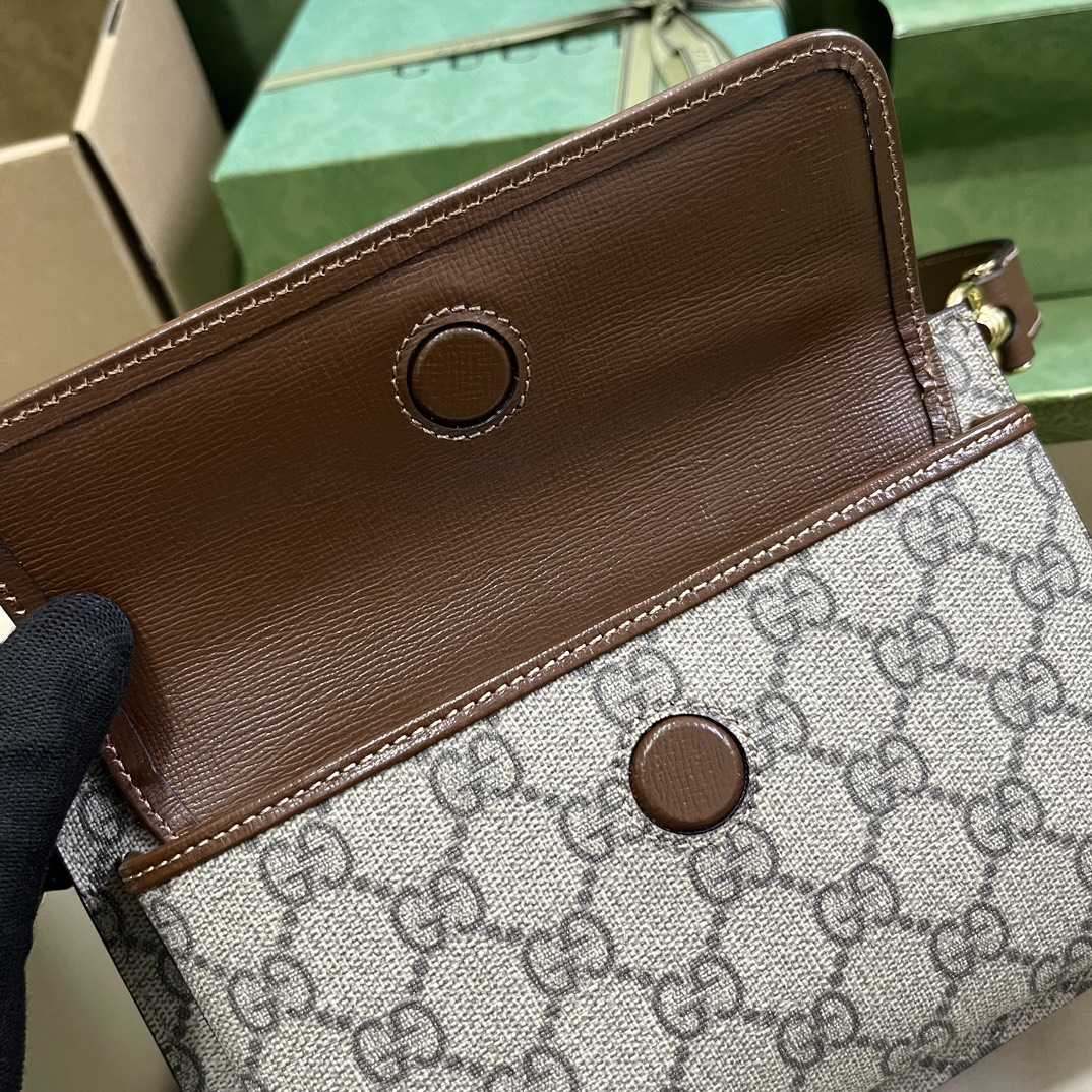 Gucci GG Gürteltasche mit ineinandergreifendem G (18-13-5 cm) - EUR FASHION