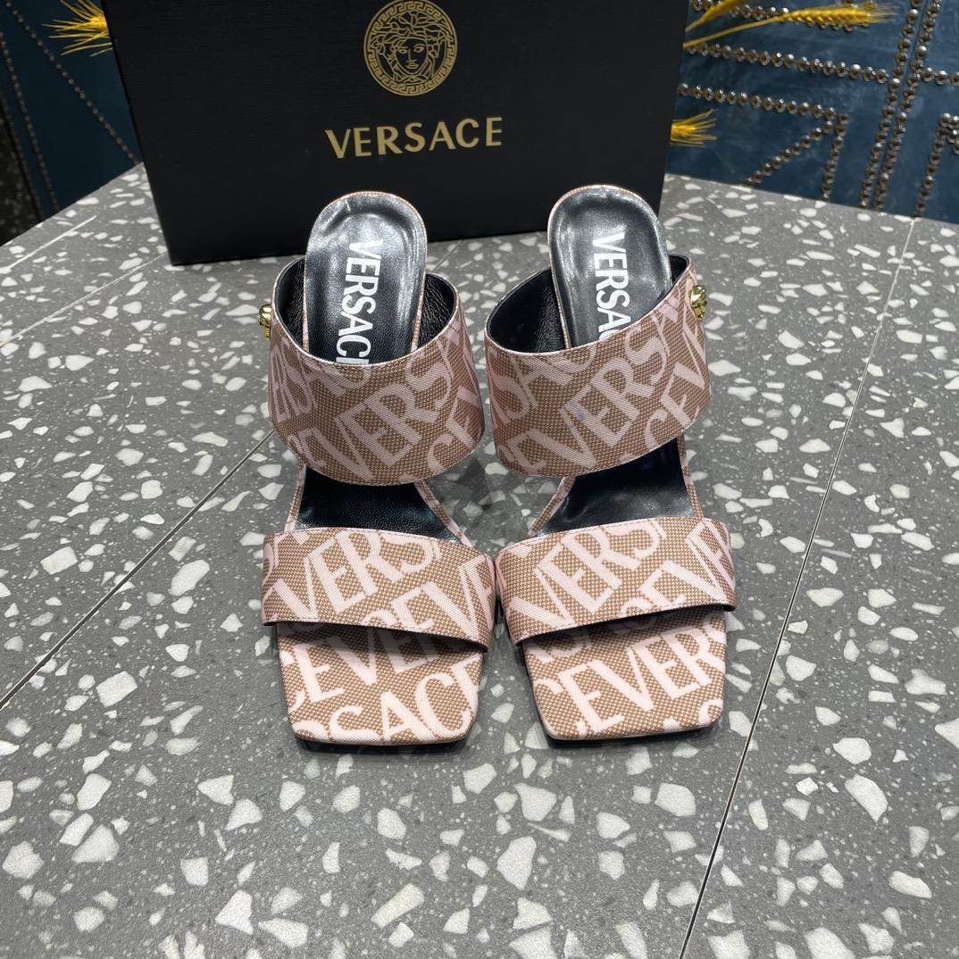 Versace Allover-Pantoletten mit hohem Absatz - EUR FASHION