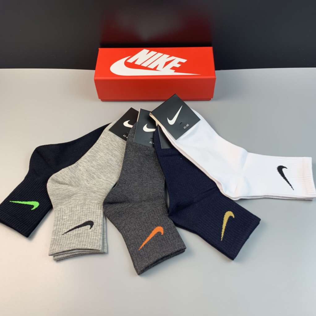 Nike Socken / Box - EUR FASHION