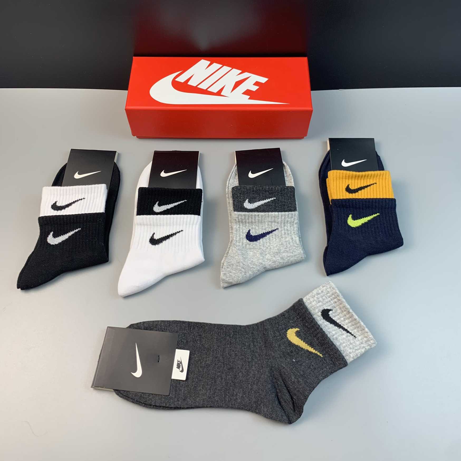 Nike Socken / Box - EUR FASHION