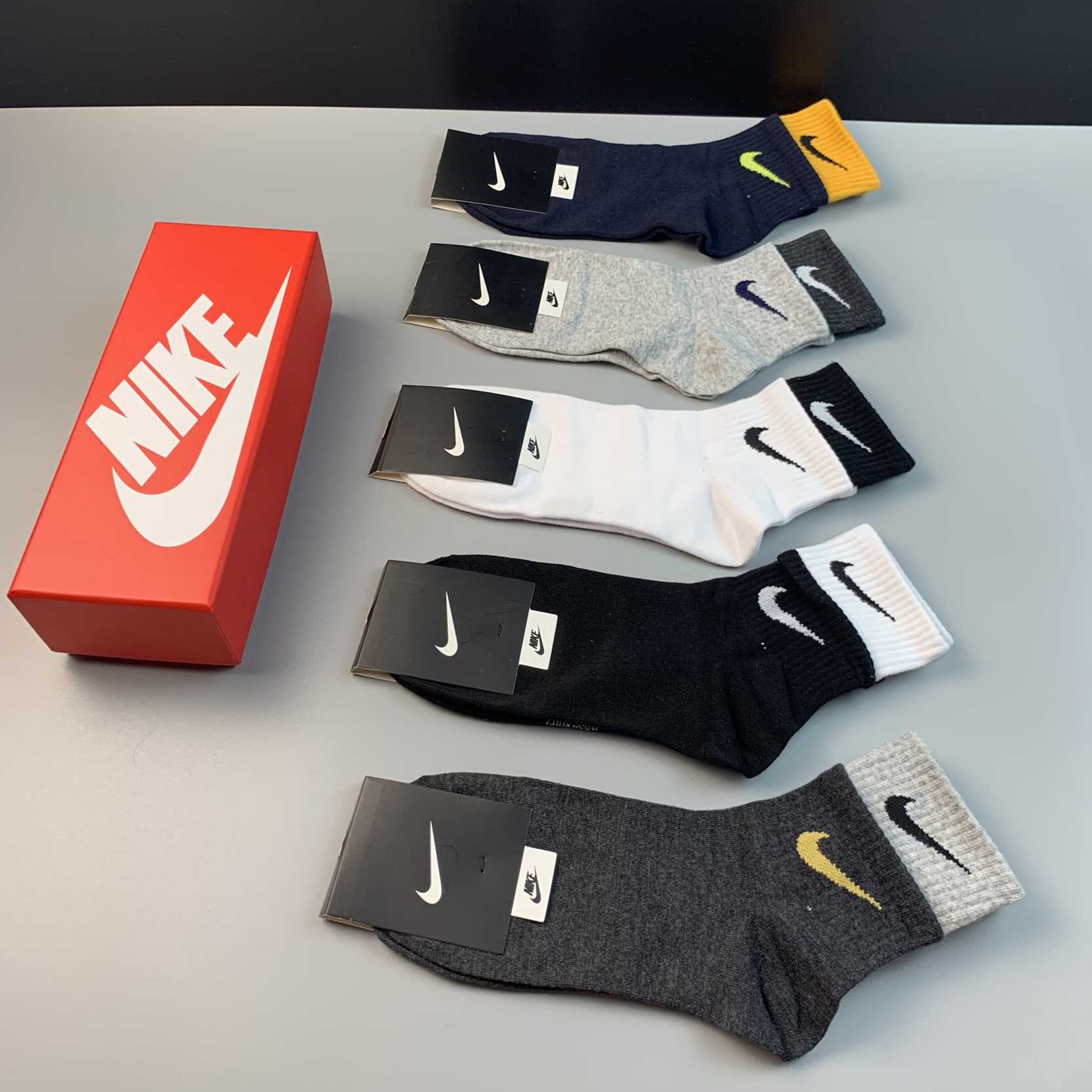 Nike Socken / Box - EUR FASHION