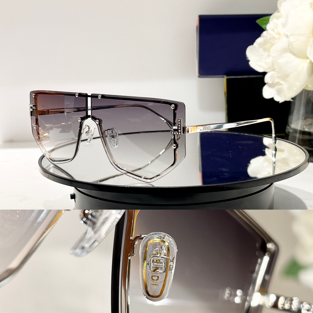 Fendi First Shield Sonnenbrille mit grauen Verlaufsgläsern FF40096 - EUR FASHION