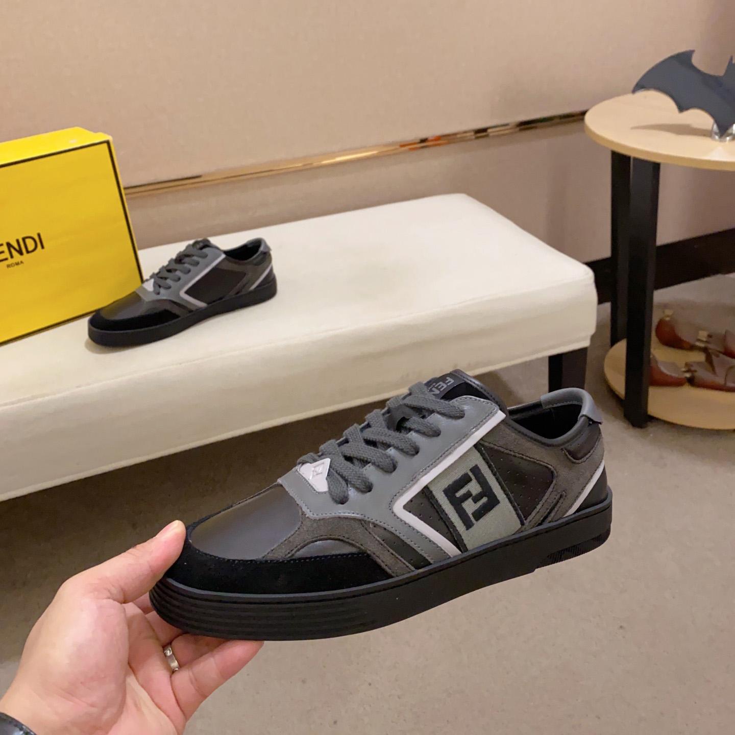 Fendi Step schwarze Leder-Low-Top-Sneaker - EUR FASHION