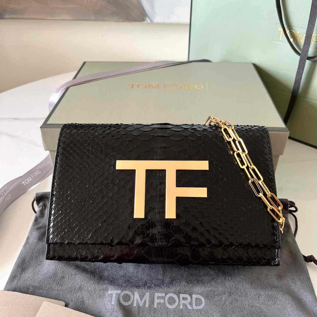 Tom Ford Leder-TF-Tasche (21-13-6 cm) - EUR FASHION