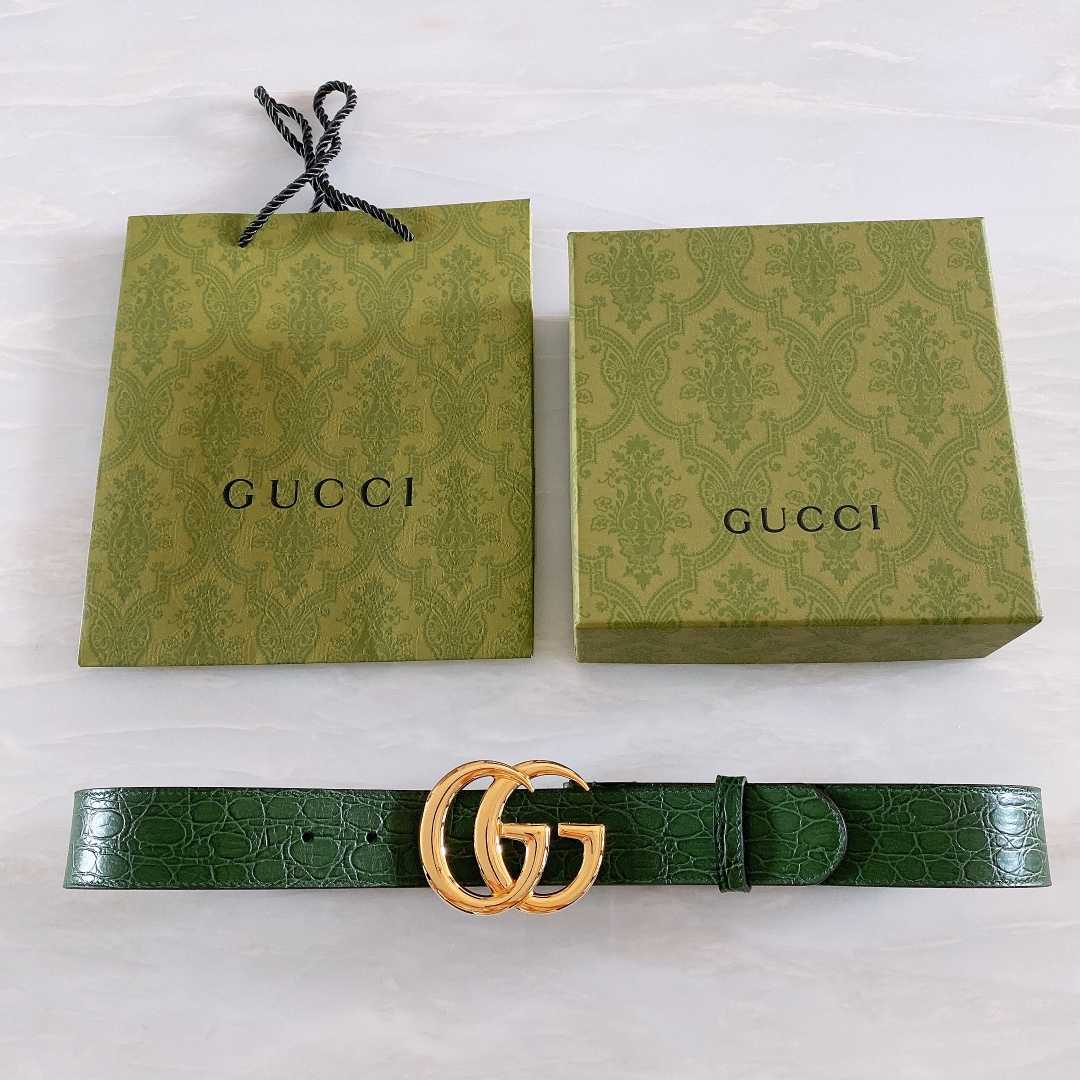 Gucci GG Marmont Caiman Gürtel mit glänzender Schnalle - EUR FASHION