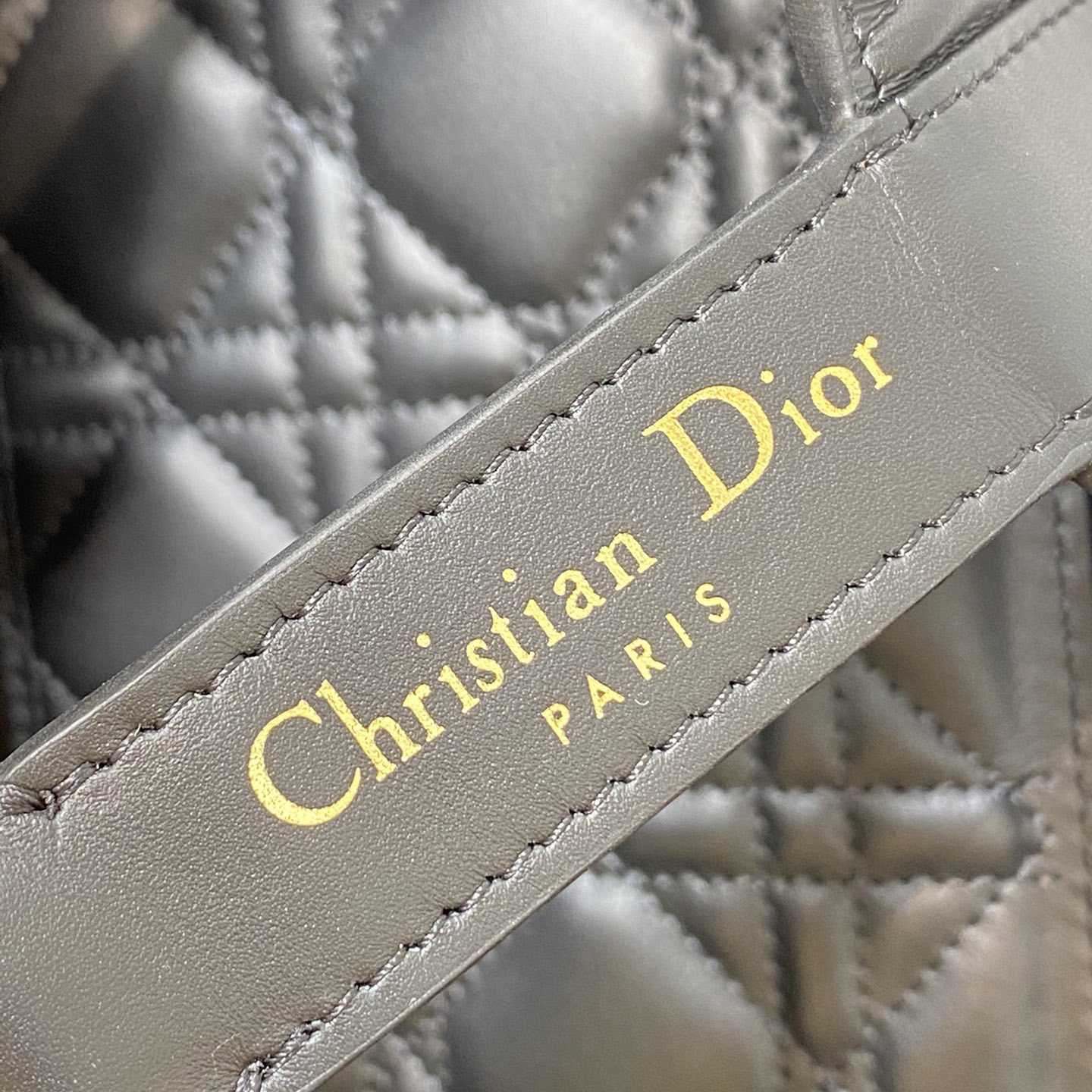 Dior Mittlere Dior Toujours Tasche - EUR FASHION