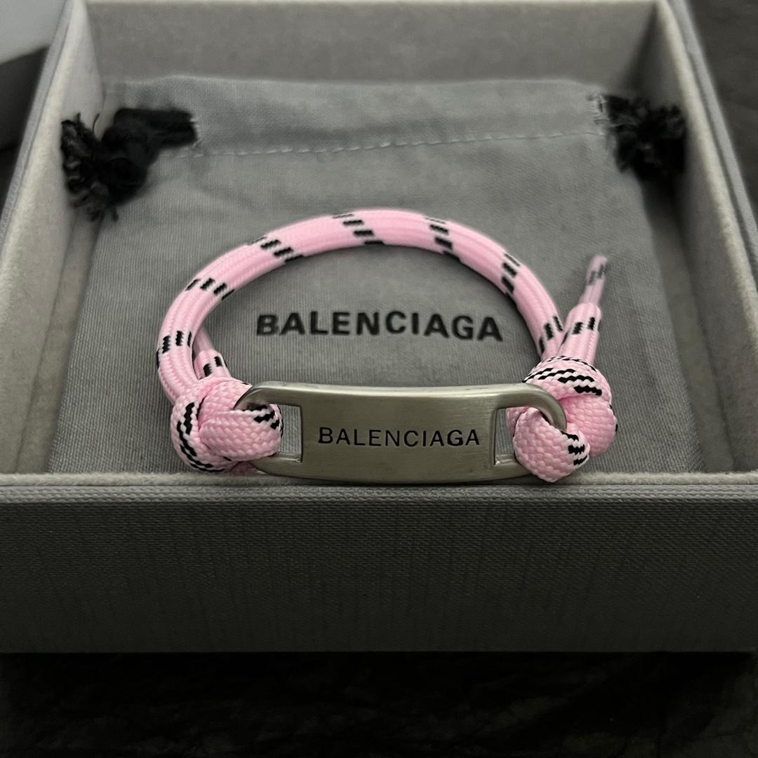 Balenciaga Plate-Armband in Fluo Pink - EUR FASHION