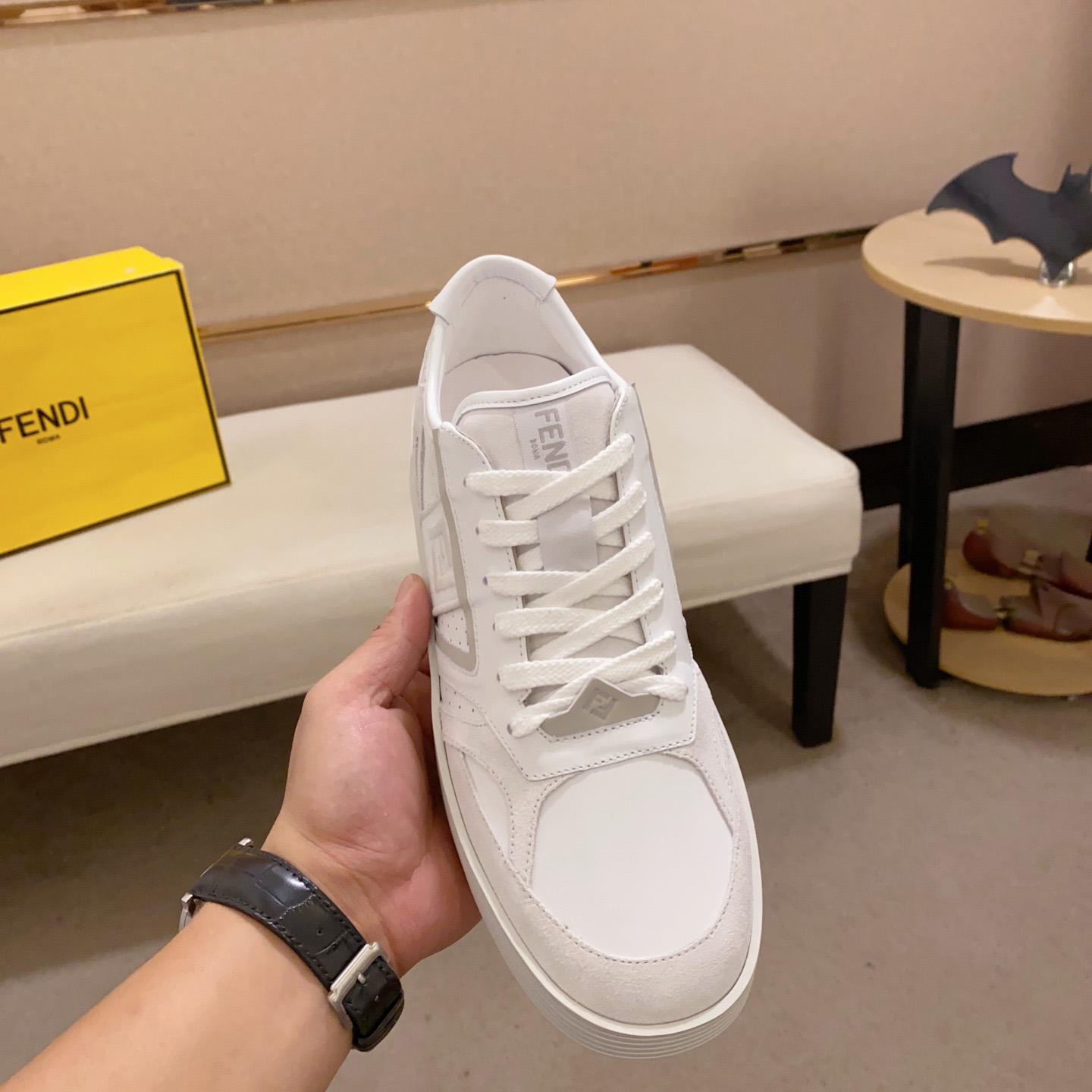 Low-Top-Sneaker „Step“ von Fendi aus weißem Leder - EUR FASHION