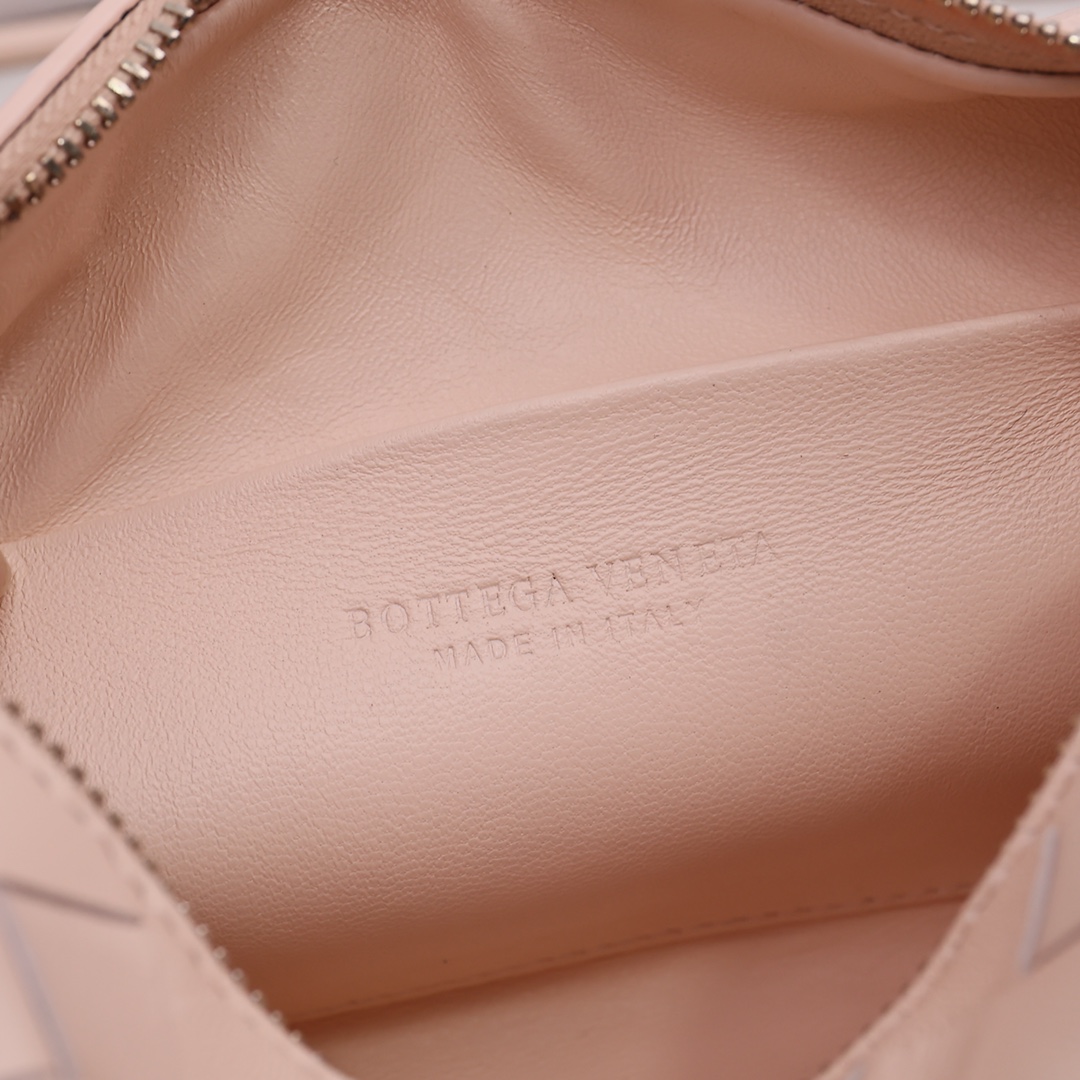 Bottega Veneta Mini Loop Kameratasche - EUR FASHION