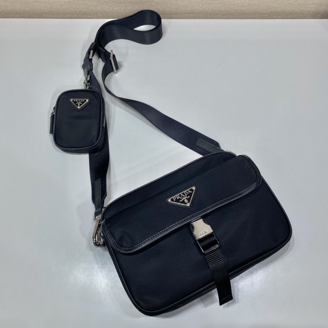 Prada Umhängetasche aus Re-Nylon-Saffiano-Leder (22-16-5 cm) - EUR FASHION