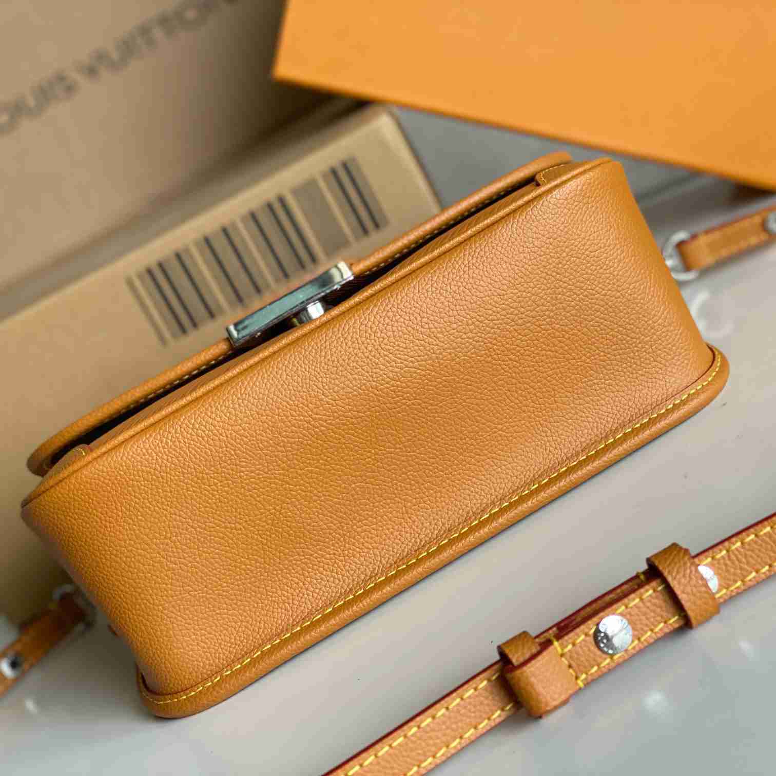 Louis Vuitton Buci M59459 - EUR FASHION