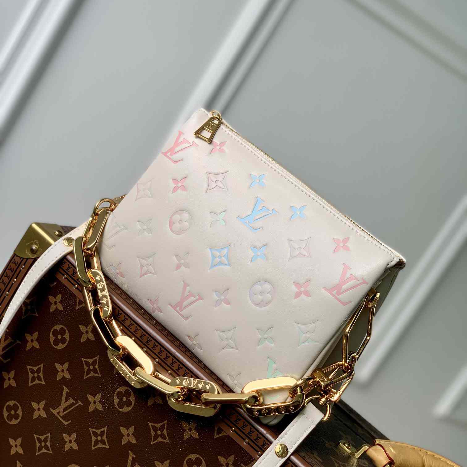 Louis Vuitton Coussin-Tasche (21–16–7 cm) M22993 - EUR FASHION
