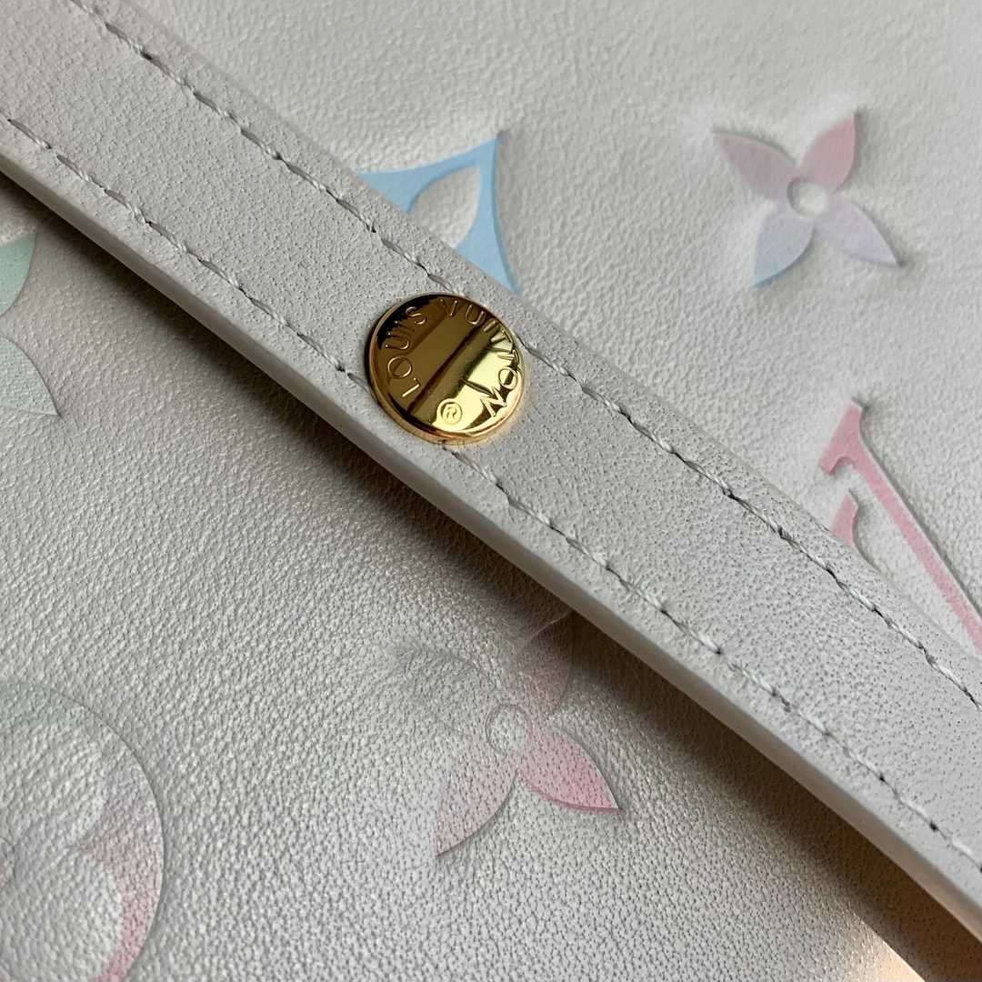 Louis Vuitton Coussin-Tasche (21–16–7 cm) M22993 - EUR FASHION