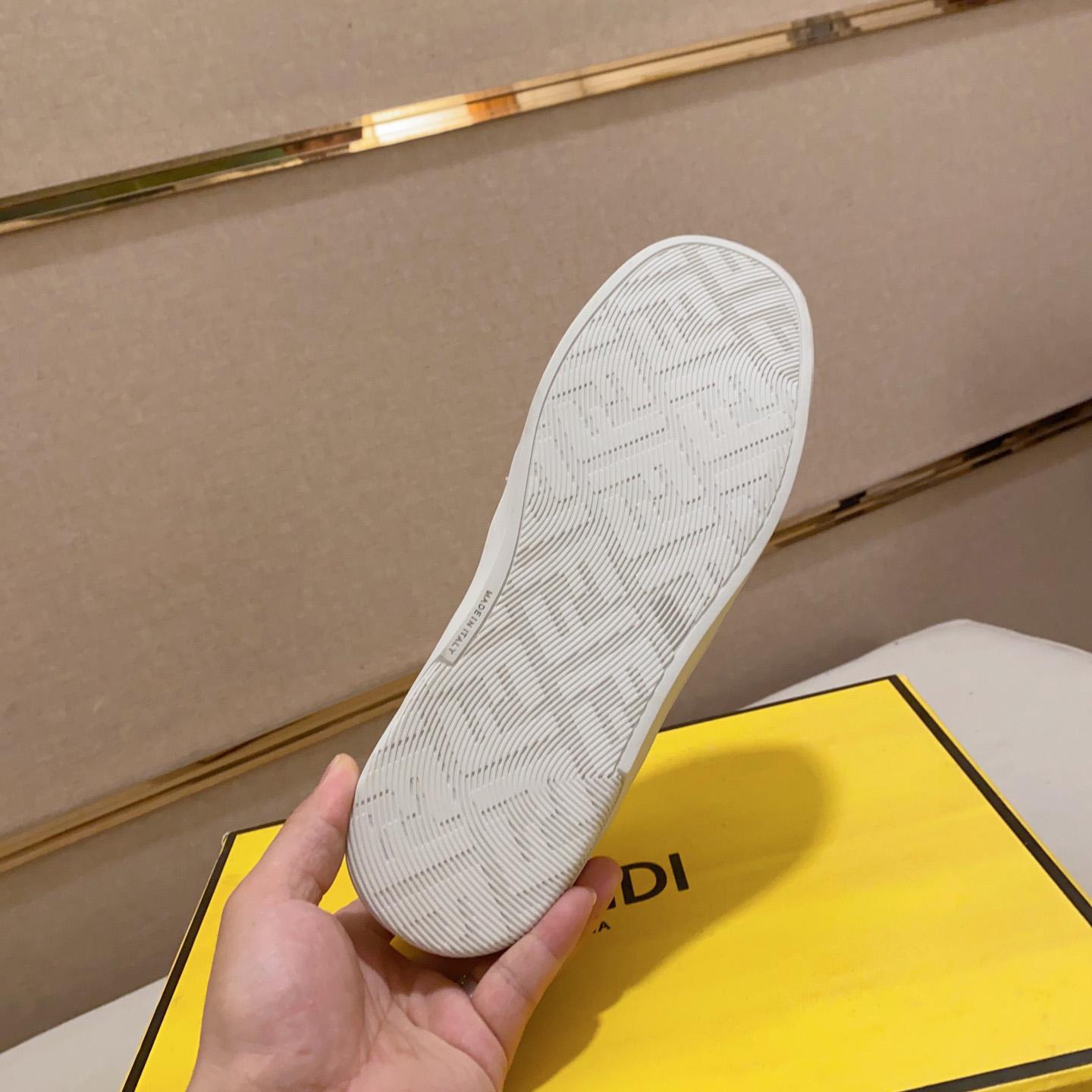 Low-Top-Sneaker „Step“ von Fendi aus grauem Leder - EUR FASHION