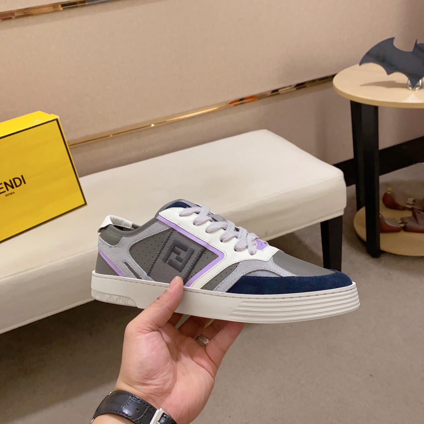 Low-Top-Sneaker „Step“ von Fendi aus grauem Leder - EUR FASHION