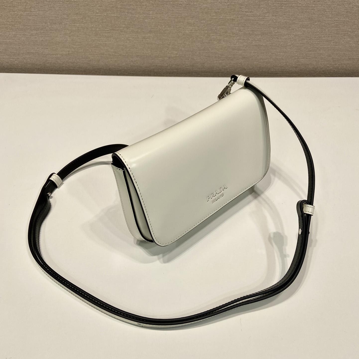 Prada Minitasche aus gebürstetem Leder mit Schultergurt - EUR FASHION
