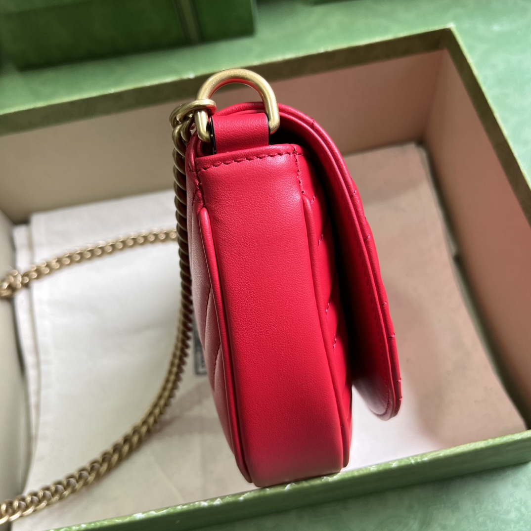 Gucci GG Marmont Matelasse Mini-Tasche mit Kette (20 x 14,5 x 4 cm) - EUR FASHION