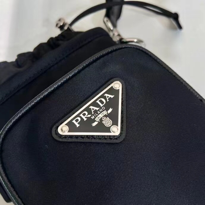 Prada Re-Nylon Smartphone-Hülle - EUR FASHION