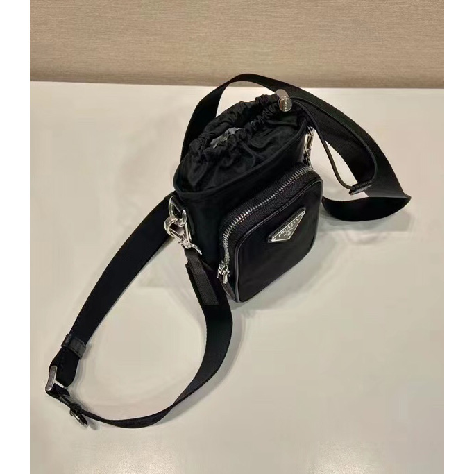 Prada Re-Nylon Smartphone-Hülle - EUR FASHION