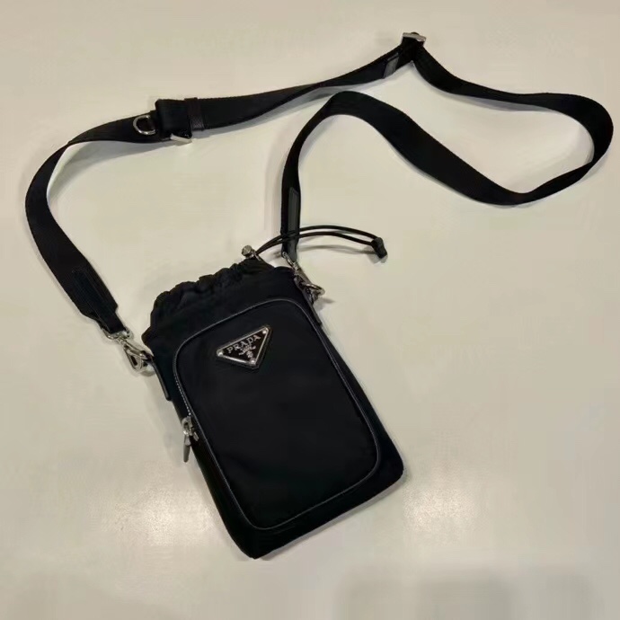 Prada Re-Nylon Smartphone-Hülle - EUR FASHION