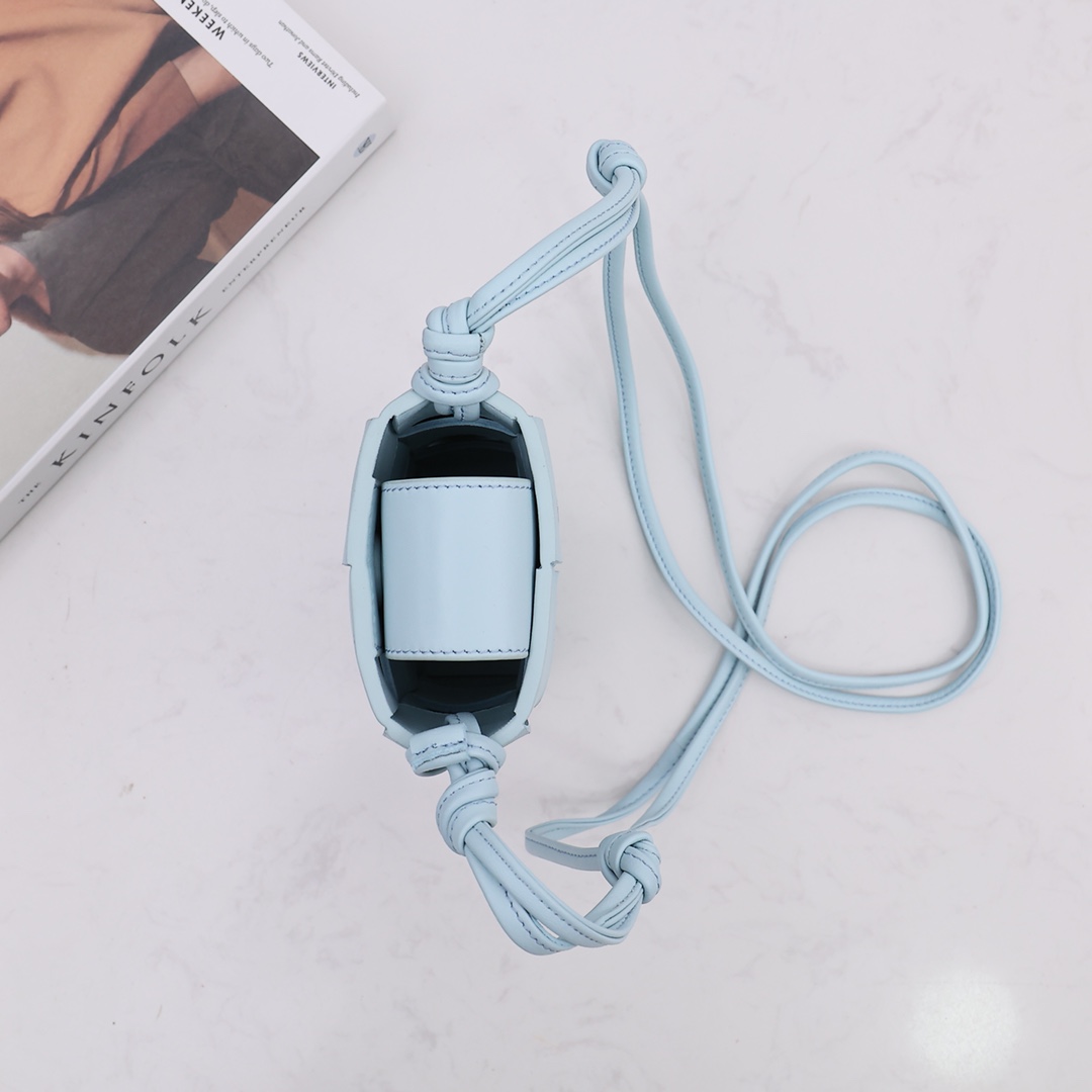 Bottega Veneta Mini Cassette Umhängetasche - EUR FASHION