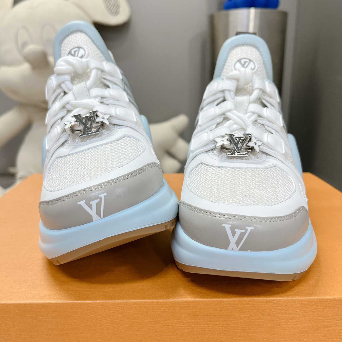 Louis Vuitton LV Archlight Sneaker 1AB154 - EUR FASHION