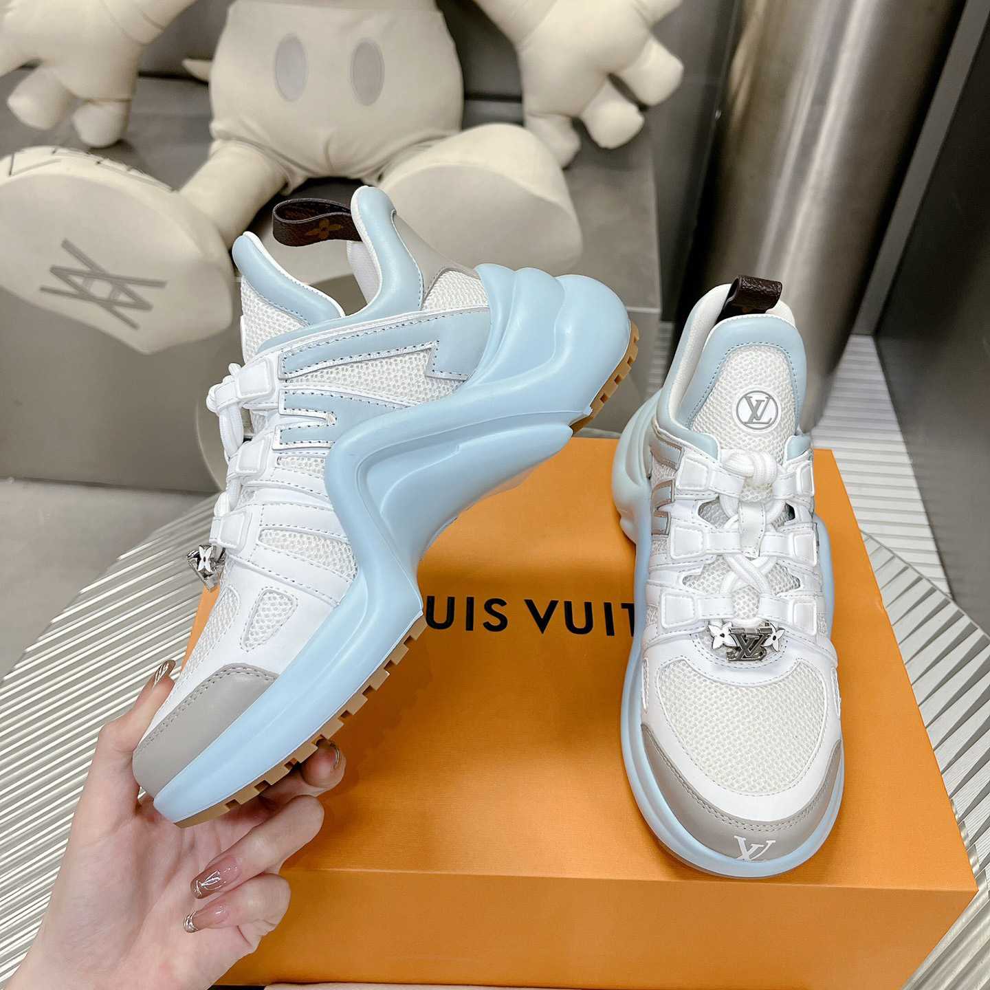 Louis Vuitton LV Archlight Sneaker 1AB154 - EUR FASHION