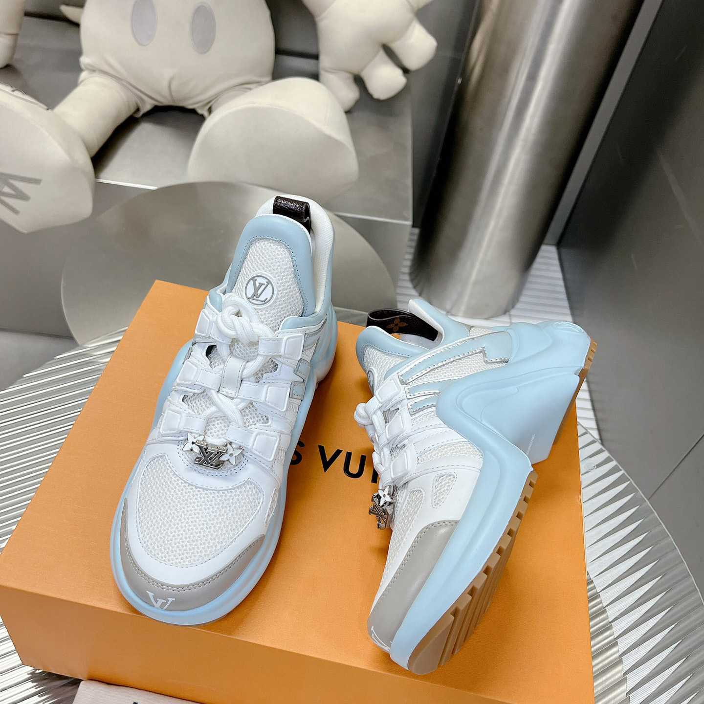 Louis Vuitton LV Archlight Sneaker 1AB154 - EUR FASHION