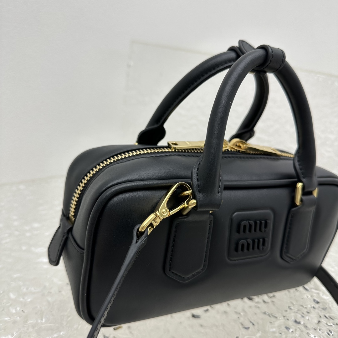 Miu Miu Arcadie Ledertasche - EUR FASHION