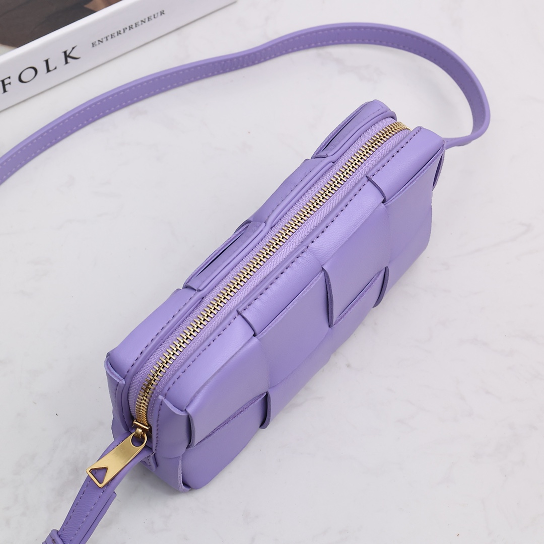 Bottega Veneta Mini Cassette Umhängetasche - EUR FASHION