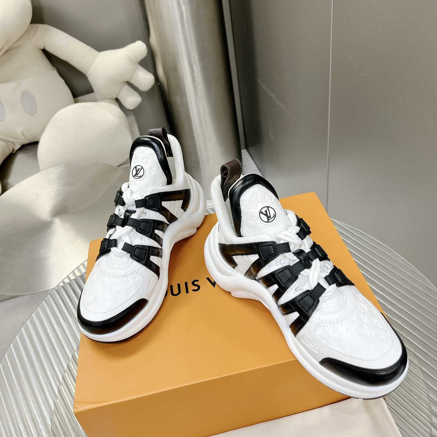 Louis Vuitton LV Archlight Sneaker - EUR FASHION