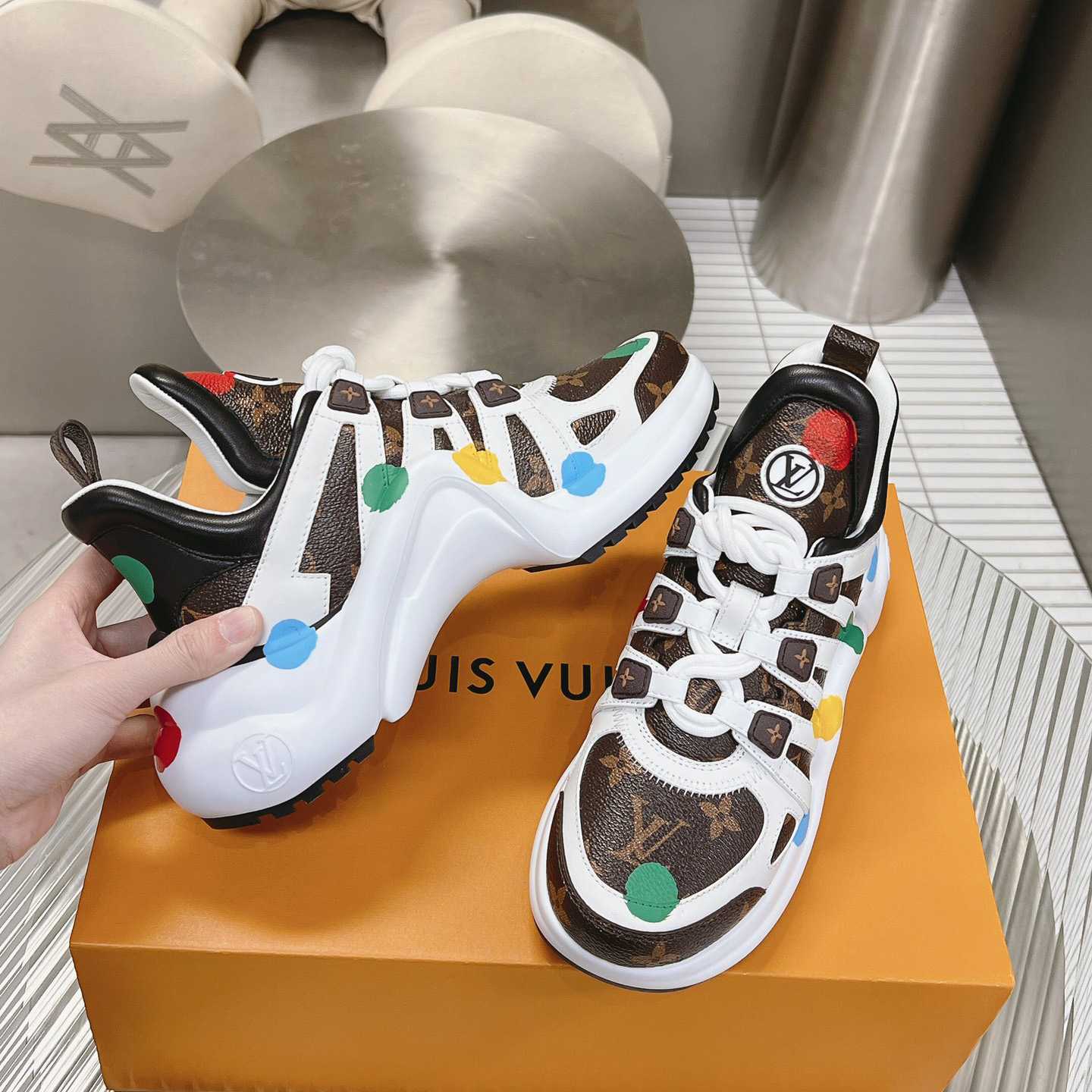 Louis Vuitton LV x YK LV Archlight Sneaker 1AB9R4 - EUR FASHION