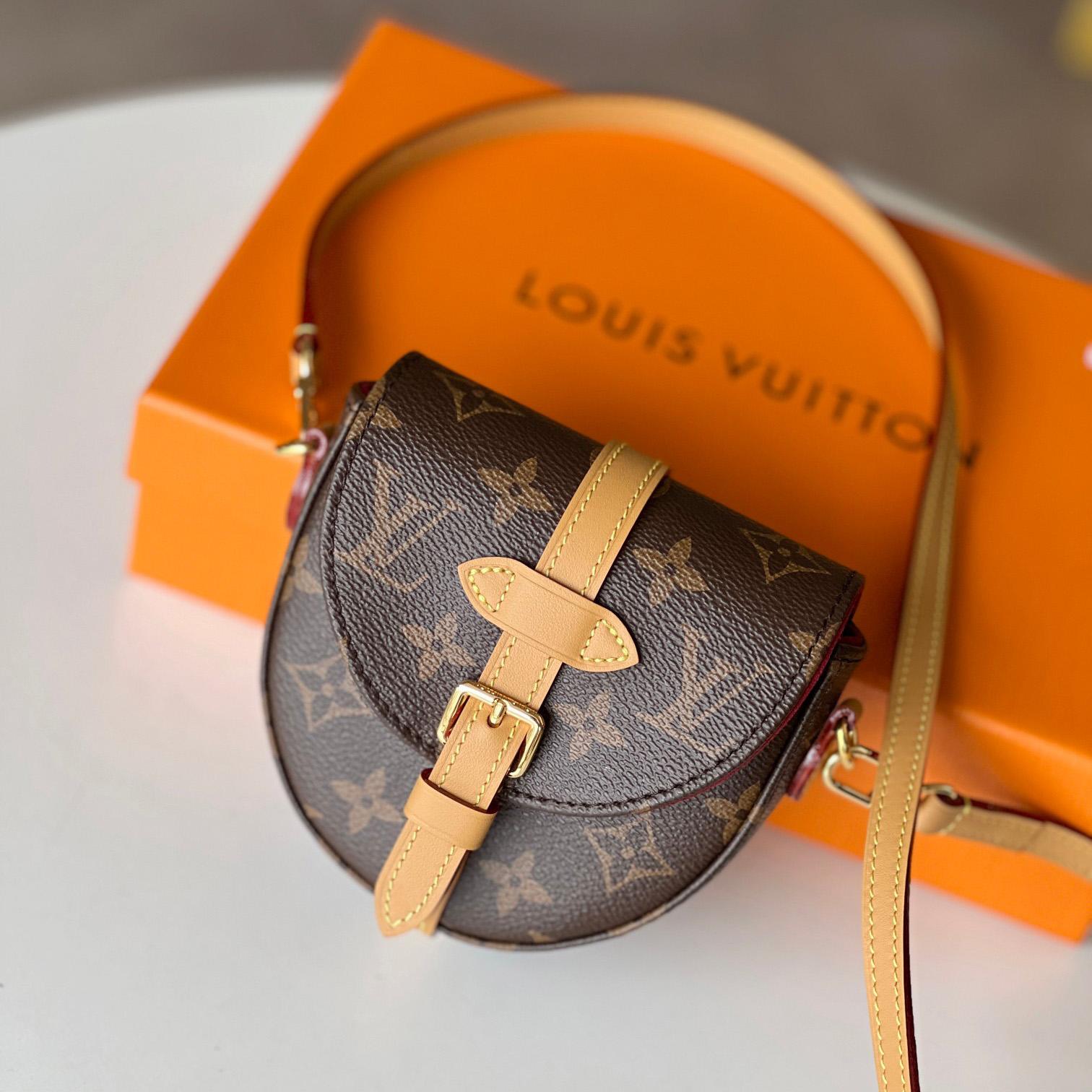Louis Vuitton Micro Chantilly (12,5 x 13 x 4 cm) M46643 - EUR FASHION