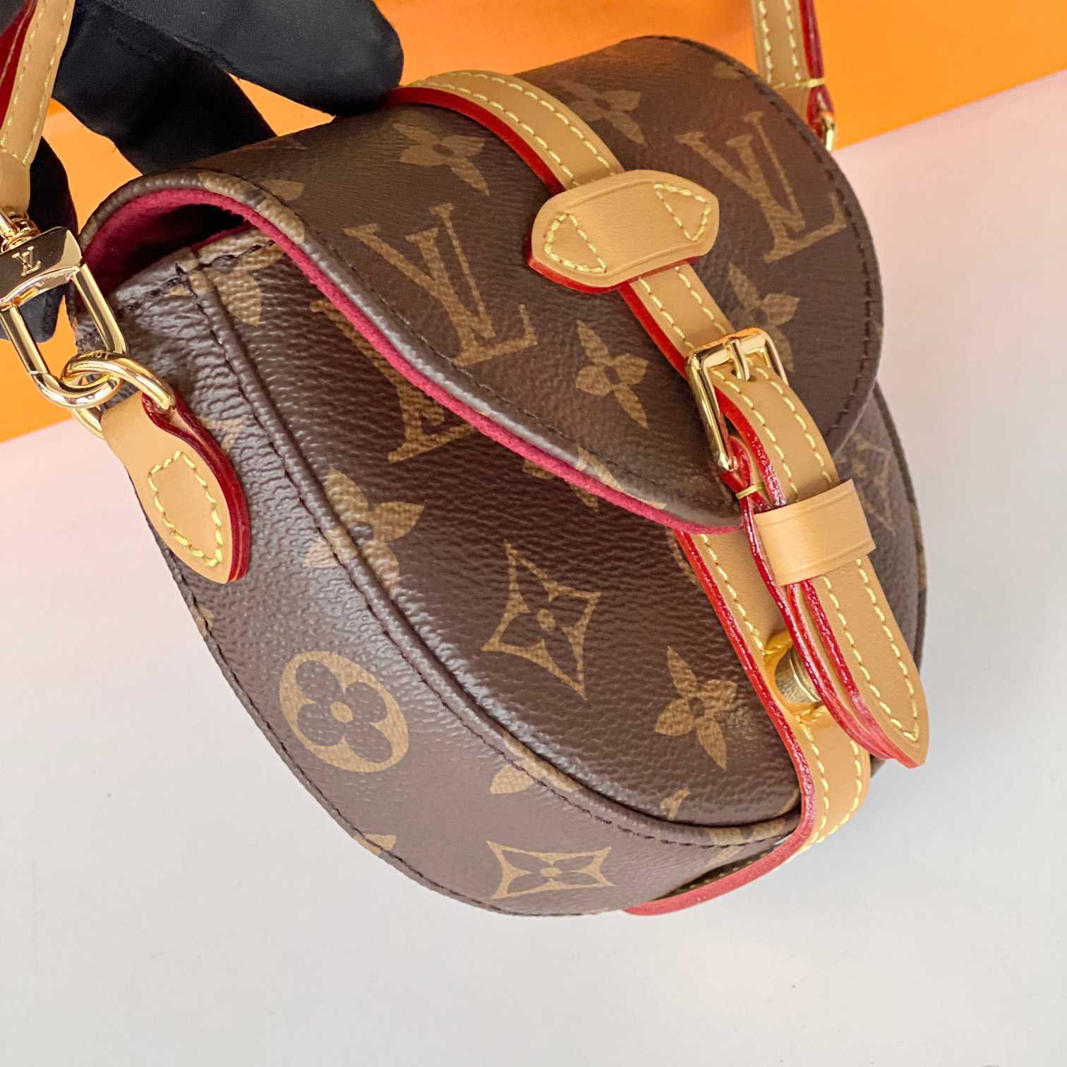 Louis Vuitton Micro Chantilly (12,5 x 13 x 4 cm) M46643 - EUR FASHION