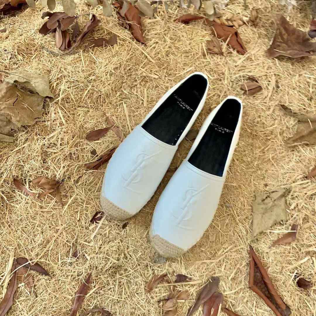 Saint Laurent Cassandre Espadrilles aus Lammleder - EUR FASHION