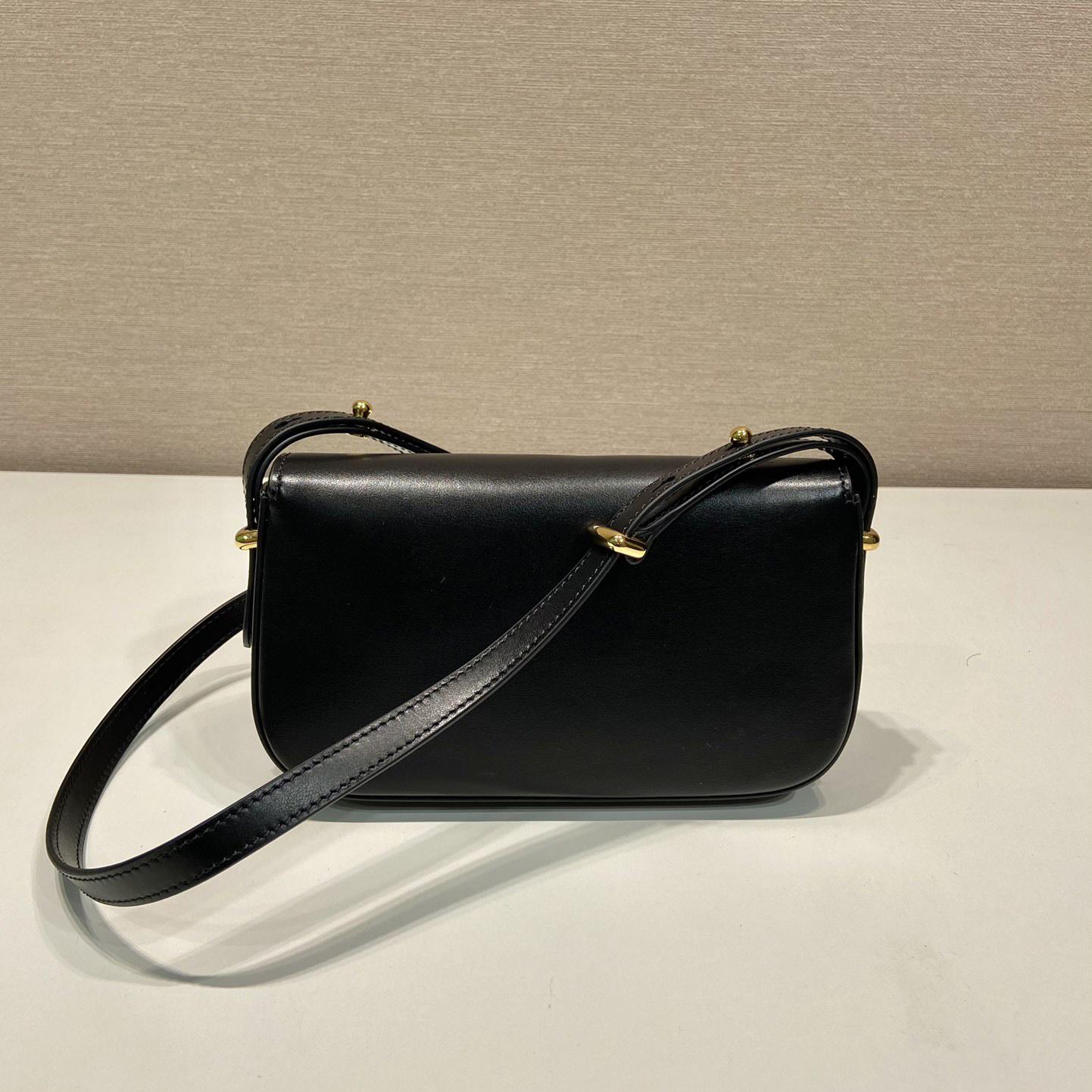 Umhängetasche aus Prada-Leder - EUR FASHION