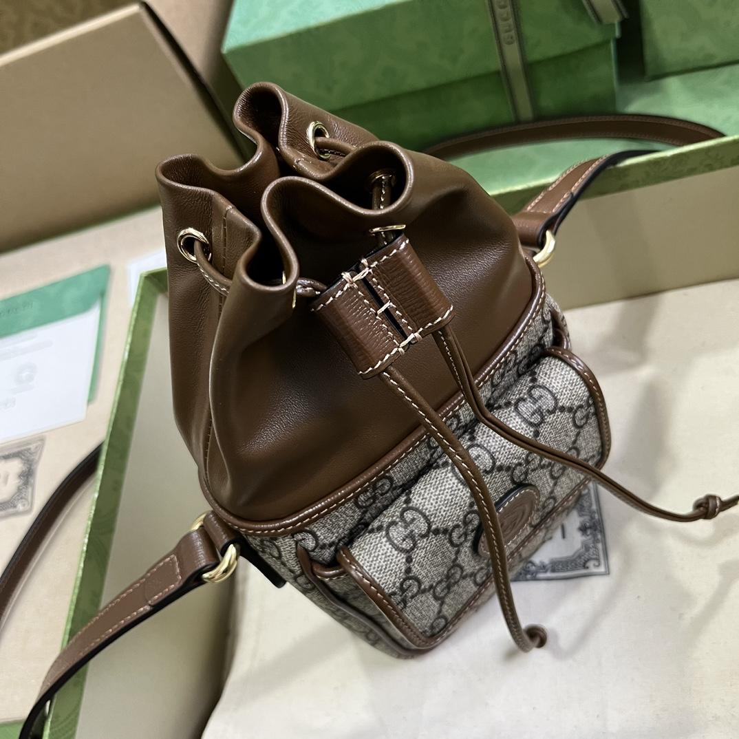 Gucci GG Mini-Beuteltasche mit ineinandergreifendem G - EUR FASHION