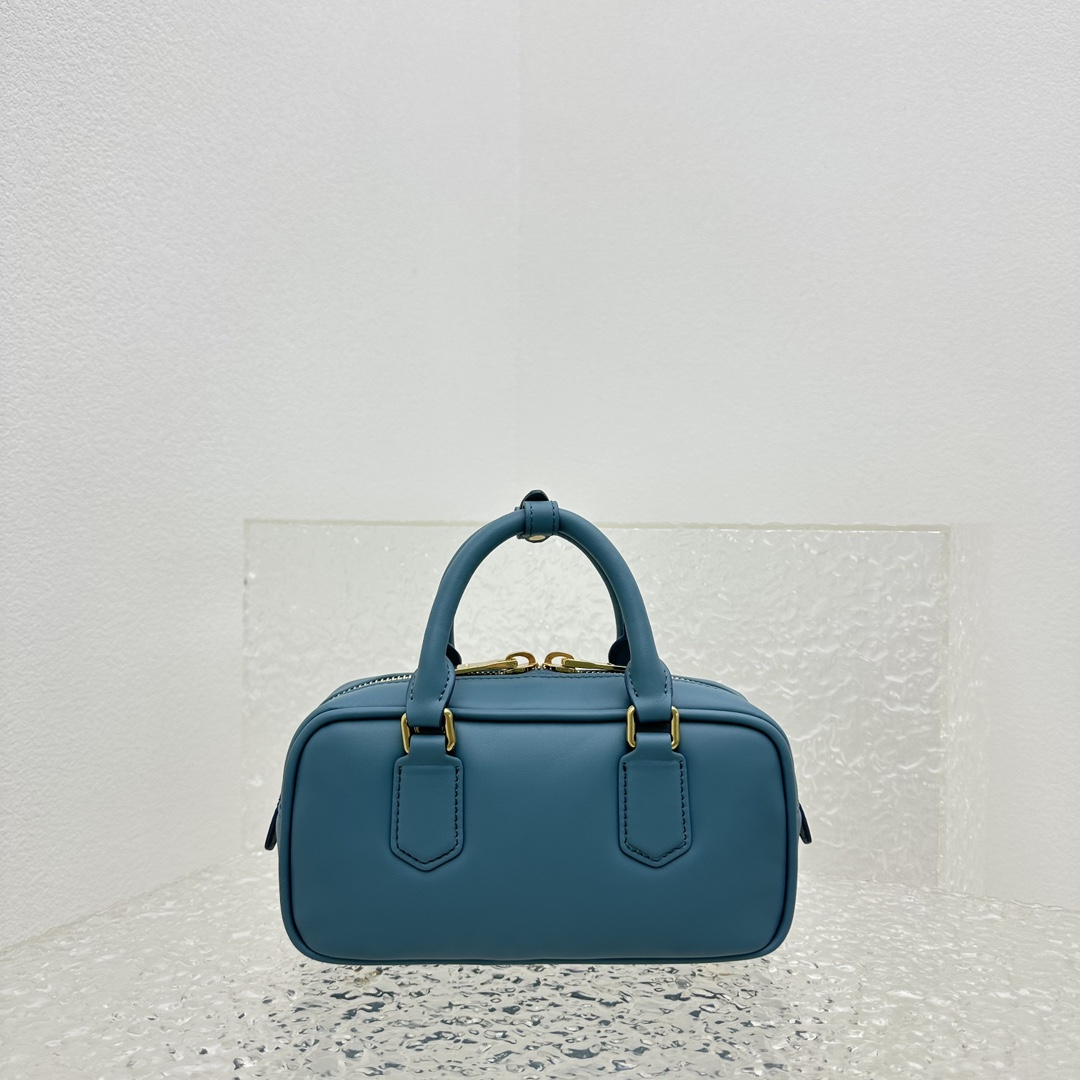 Miu Miu Arcadie Ledertasche - EUR FASHION