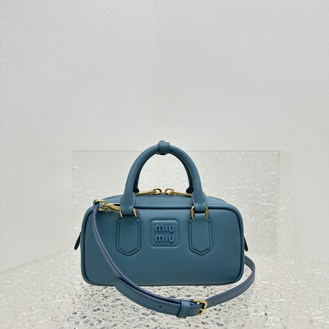 Miu Miu Arcadie Ledertasche - EUR FASHION