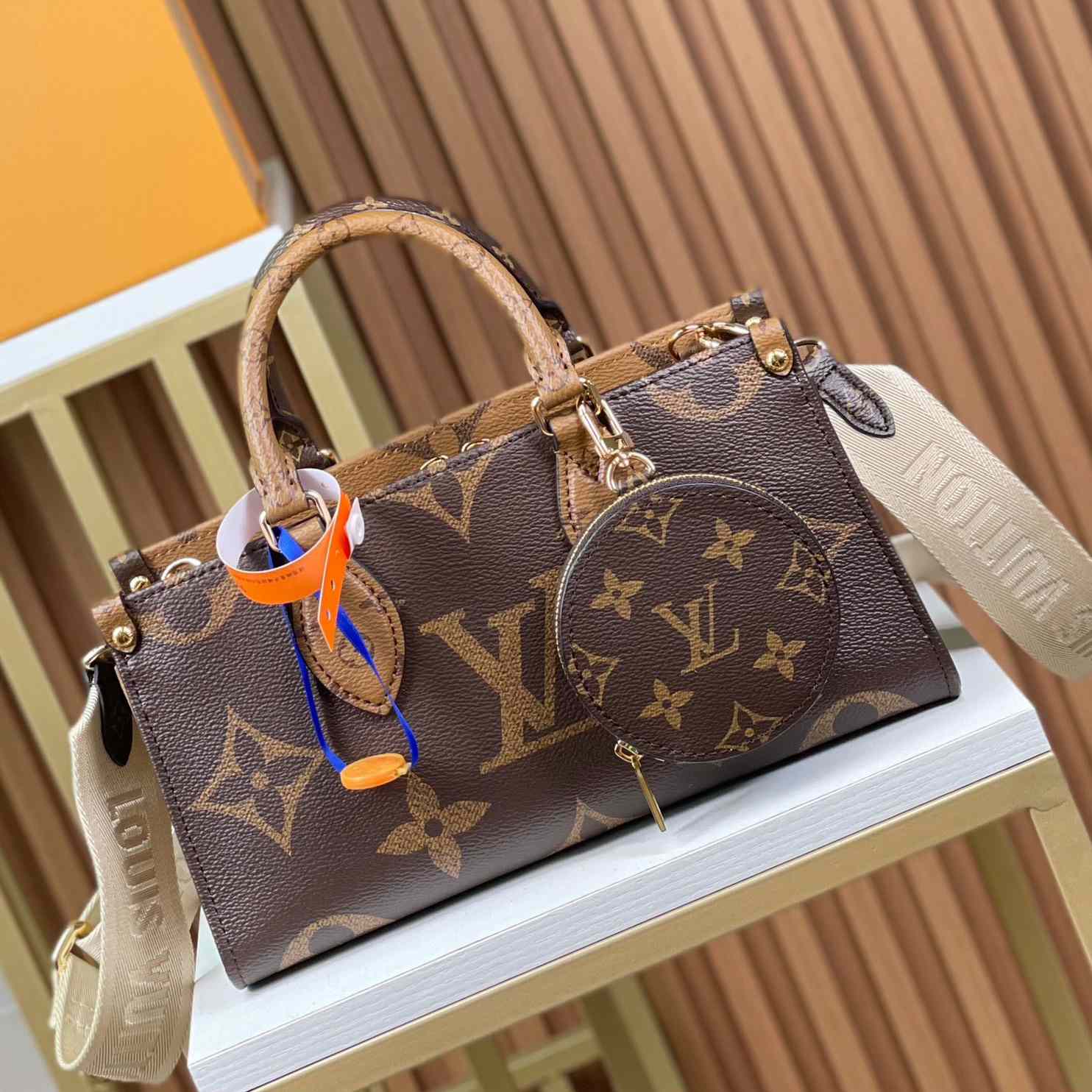 Louis Vuitton OnTheGo Ost West M46653 - EUR FASHION