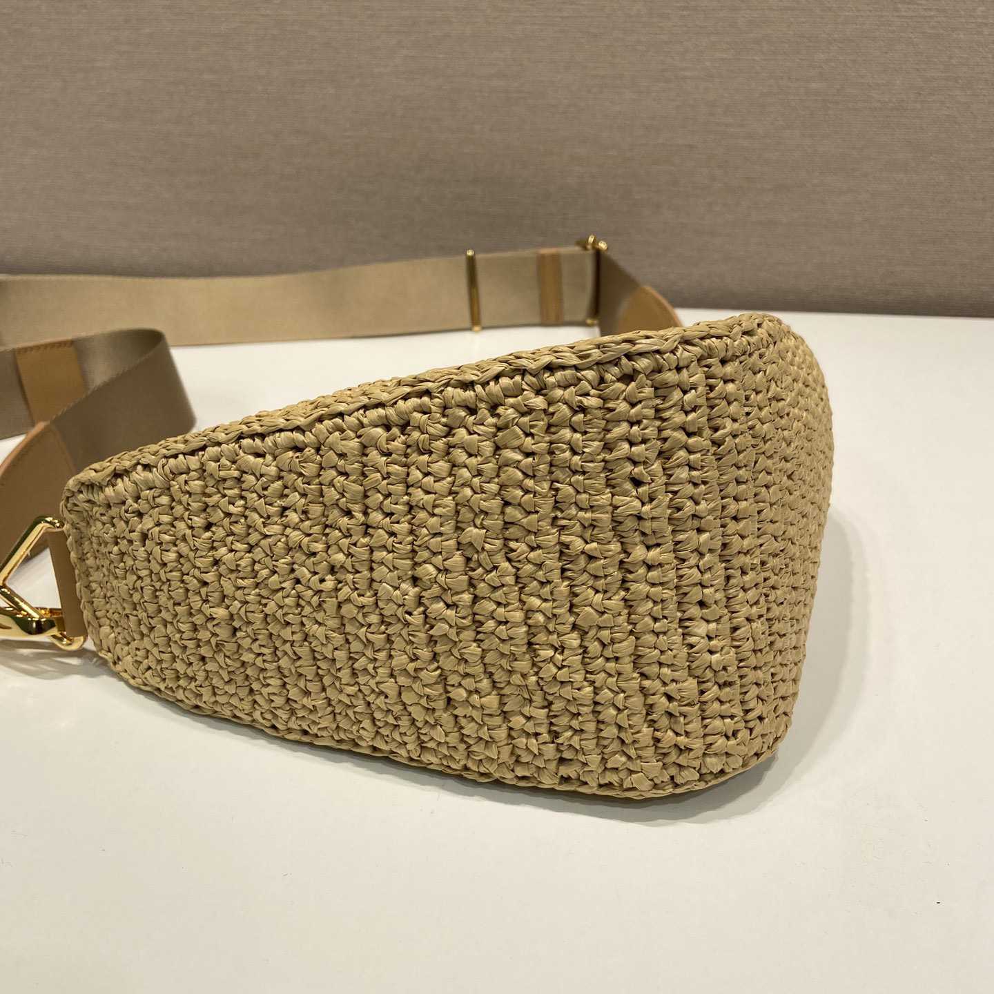 Prada Dreieckige Häkel-Umhängetasche - EUR FASHION